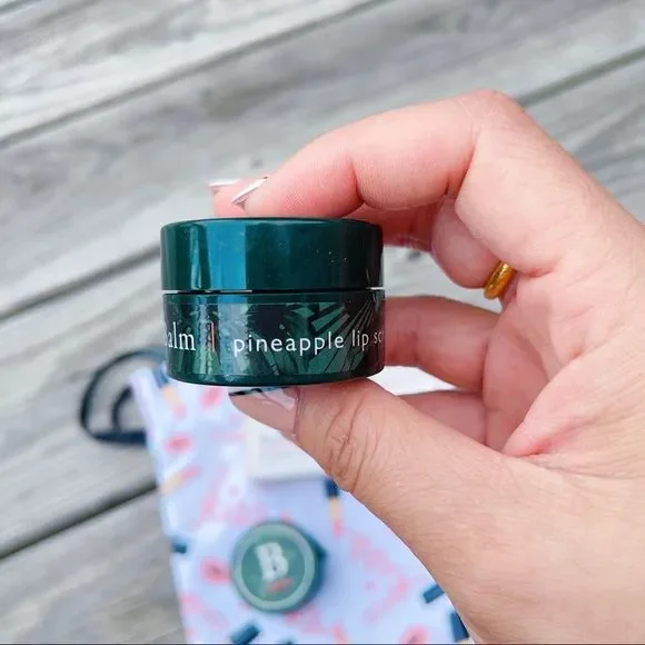 2x Bali Balm Pineapple Lip Scrub NEW Unused - Picture 2 of 4